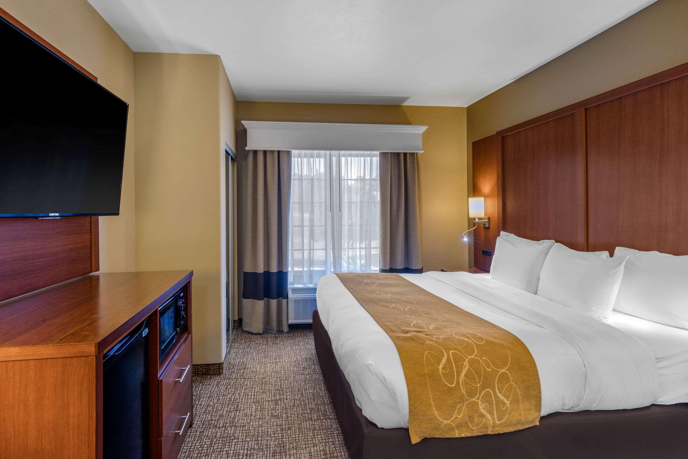 Comfort Suites Marshall Exterior foto