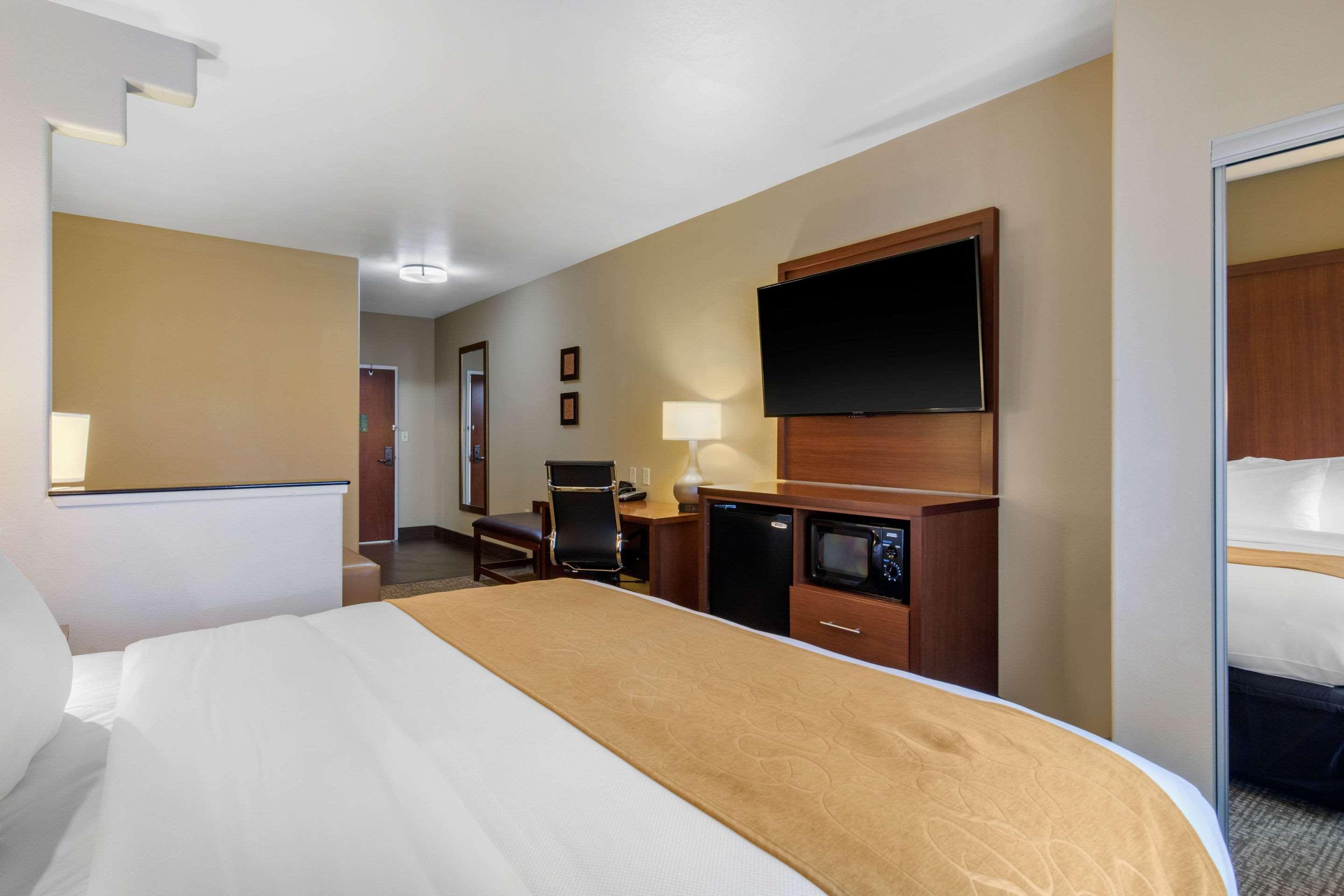 Comfort Suites Marshall Exterior foto